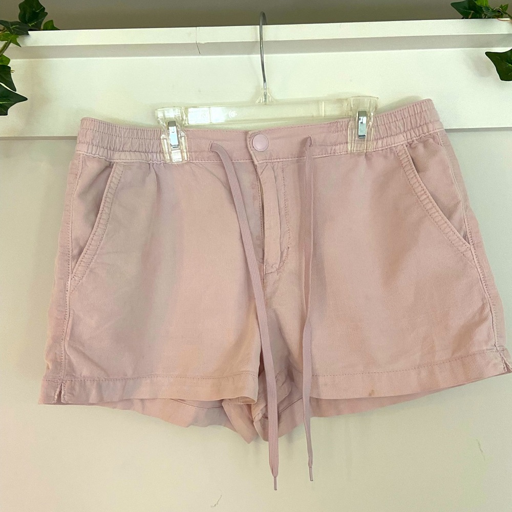 American Eagle Pale Pink High Waisted Shorts